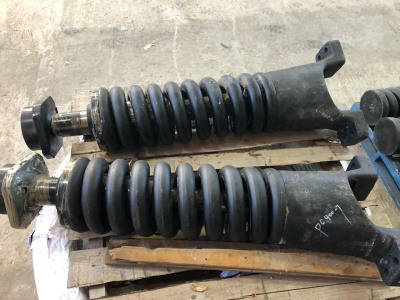 Натяжитель гусеницы Komatsu PC400-7 208-30-74140